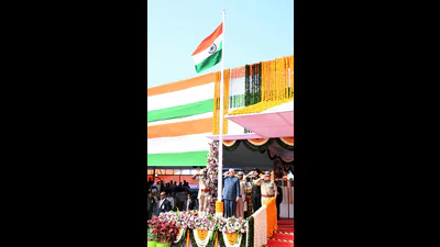 Andhra Pradesh Governor S Abdul Nazeer unfurls th 1769455840030