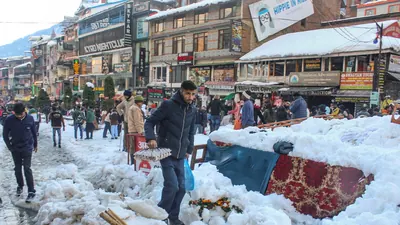 हिमाचल प्रदेश में भारी बर्फबारी से 655 सड़कें बंद; 31 जनवरी से एक और मंत्रोच्चार की उम्मीद| भारत समाचार