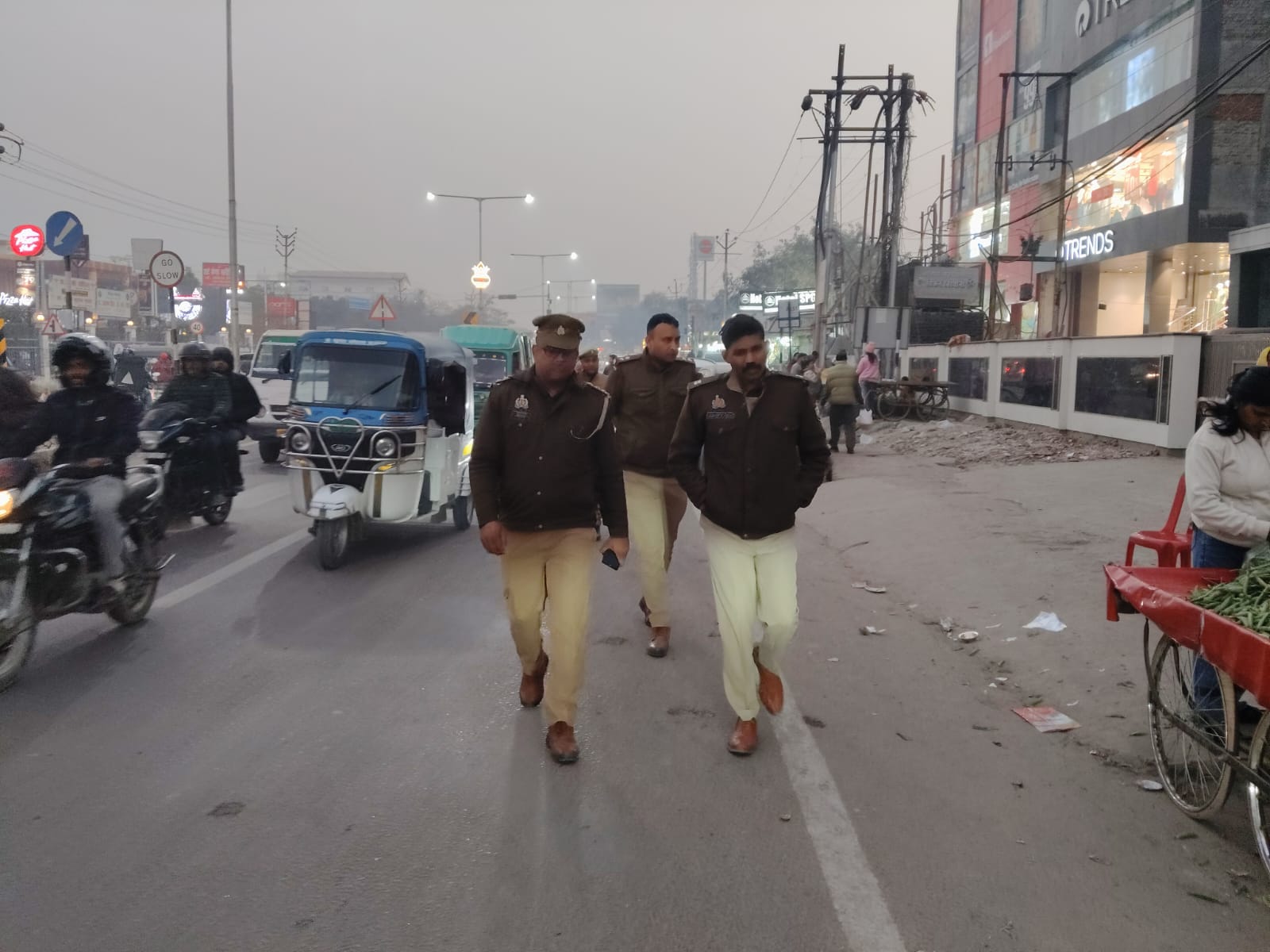दक्षिणी जोन में सुरक्षा व्यवस्था कड़ी, पुलिस ने बढ़ाई पैदल गश्त और चैकिंग
