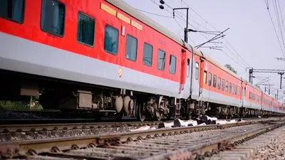 rajdhani express train 4864b1f2 b9d3 11e8 bbaf ff4d73ce44e3 1768700781434