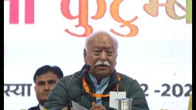 RSS chief Mohan Bhagwat addressing an event in Luc 1771350182097
