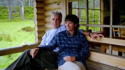 USA TRUMP EPSTEIN MAXWELL 0 1770615970744 1770615985817