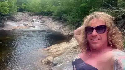 रॉबर्ट डोर्गन परिवार: पॉवकेट सामूहिक गोलीबारी के बाद हम पूर्व पत्नी रोंडा डोर्गन और बच्चों के बारे में सब कुछ जानते हैं