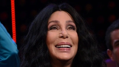 क्या चेर कमला हैरिस के अभियान से जुड़े करों में $1.2 मिलियन छिपा रही है? यहाँ सच्चाई है