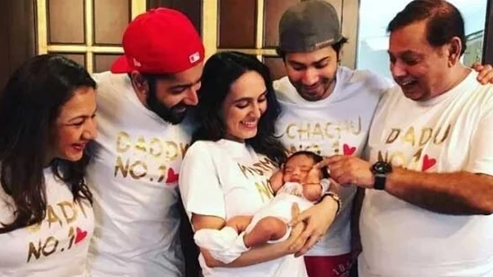 वरुण धवन को निम्न-मध्यम वर्गीय परिवार में पले-बढ़े होने की याद आती है: ‘जब पिताजी की फिल्म फ्लॉप हो गई तो माँ ने खर्चों में कटौती करने के लिए कहा’