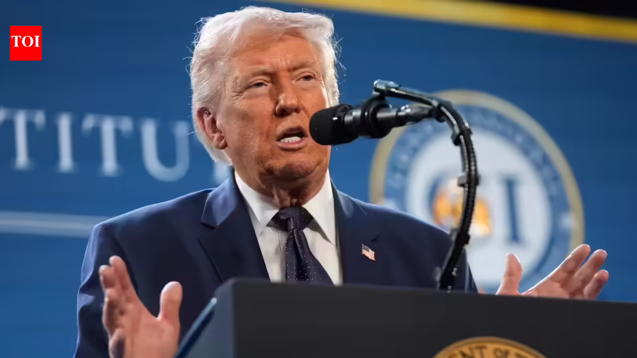 ‘जब मैं रोकूंगा तो वे रुकेंगे’: ट्रंप ने कहा कि जब वह ‘कहेंगे’ तो इजराइल ईरान पर हमले बंद कर देगा।