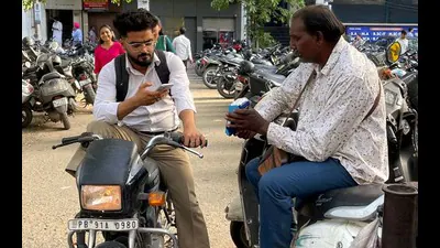 A parking attendant issuing a ticket to a visitor 1775240570468