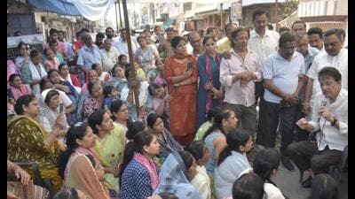 Anil Govil Meerut MP at the protest site adressi 1777302175048