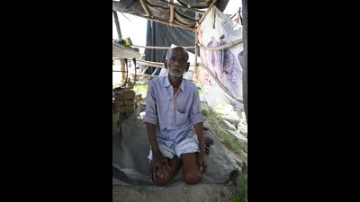 Dayaram a slum dweller living close to 1090 crossi 1776366550717