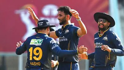 Gujarat Titans Prasidh Krishna and Jos Buttler ce 1776009497256