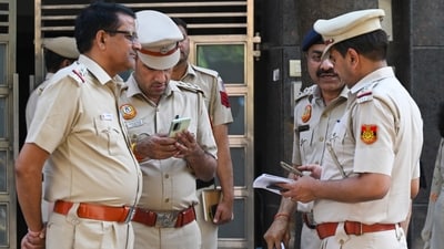 आईआरएस अधिकारी की बेटी मामले में 48 घंटे में क्या हुआ खुलासा| भारत समाचार