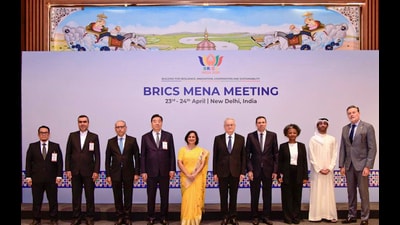 In this April 24 image Ministry of External Affai 1777223728963