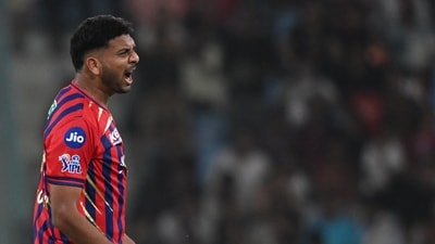 ‘चयनकर्ताओं को मोहसिन खान पर उत्सुकता से नजर रखनी चाहिए’: बाएं हाथ के बल्लेबाज ने भारत के पूर्व थिंक-टैंक सदस्य को किया प्रभावित