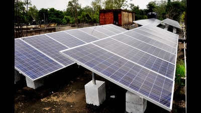 महा ने छत पर सौर ऊर्जा उपयोगकर्ताओं पर बिजली शुल्क की समीक्षा के लिए पैनल बनाया