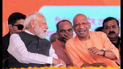 Prime Minister Narendra Modi interacts with UP chi 1777478214416