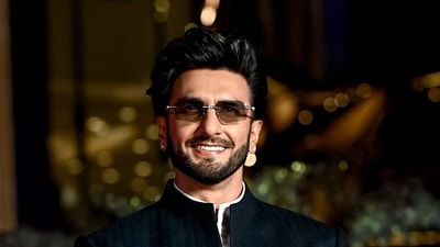 रणवीर सिंह ने प्रलय नहीं छोड़ी है, निर्देशक जय मेहता के साथ ‘रचनात्मक मतभेद’ की खबरें ‘पूरी तरह से निराधार’: रिपोर्ट
