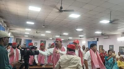 SP and Congress corporators at the LMC House on Th 1776972364509