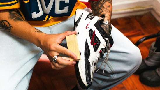 Sneaker cleaning tool kit 1776414965766 1776414970775