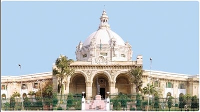 Speaker Satish Mahana who presided over the busin 1777487098604