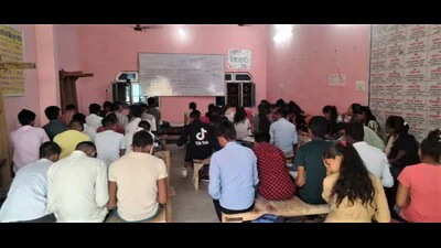 Students at a government aided school in Prayagraj 1775756992625