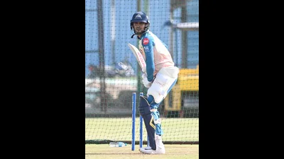 Subhman Gill in action during a training session i 1775936391486