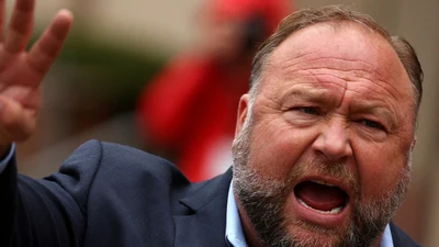 TWITTER MUSK ALEX JONES 0 1702207764229 1776016842161