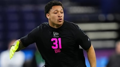 एविओन टेरेल कौन है? क्लेम्सन सीबी और ए जे टेरेल का भाई बिना किसी टीम के एनएफएल ड्राफ्ट के दूसरे दिन में प्रवेश करते हैं