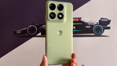 The Motorola Edge 70 Pro s slim design meets a lar 1777352711846