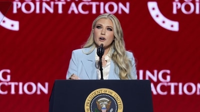 ‘मैं बस घर जाना चाहती हूं’: व्हाइट हाउस में गोलीबारी के बाद भावनात्मक क्षण में रो पड़ीं एरिका किर्क | वीडियो