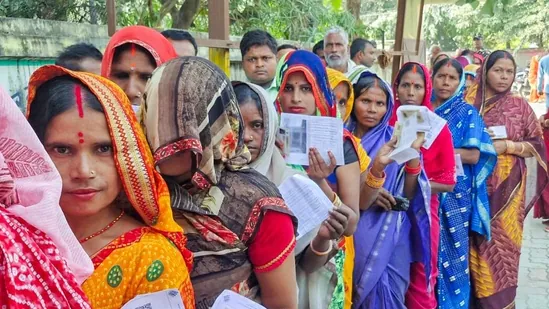 Women voters wait in a queue to cast their vote fo 1776219926988 1776219927170
