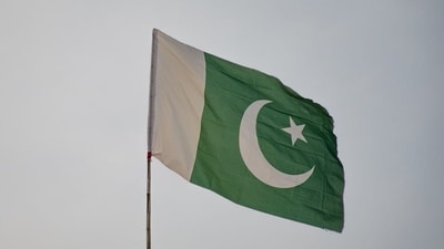 photo 1597543177355 e874cee9dee8 1776852840987 1776852859525 1777023509689