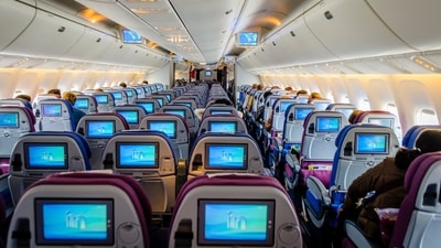 रोजमर्रा की ये 6 आदतें आपको अतिरिक्त खर्च किए बिना सालाना मुफ्त उड़ानें हासिल करने में मदद कर सकती हैं