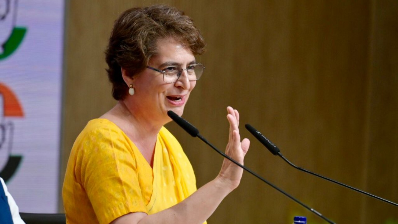 priyanka gandhi vadra prfess 1776501487395 1776501493310