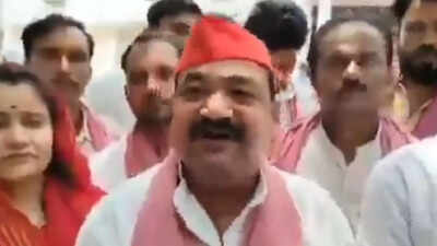 ‘देशविरोधी…’: पीएम मोदी पर एसपी सांसद अजेंद्र सिंह की भड़काऊ टिप्पणी से विवाद; बीजेपी ने उन्हें ‘अपशब्द’ करार दिया | भारत समाचार