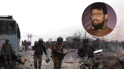 पाकिस्तान में पुलवामा मास्टरमाइंड हमजा बुरहान को दफनाने में हिज्बुल और अल बद्र प्रमुख आईएसआई के लोगों के साथ शामिल हुए | भारत समाचार
