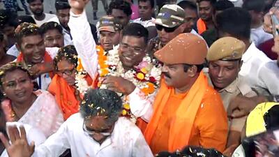 BJP candidate Debangshu Panda celebrates his victo 1779636140729