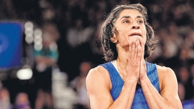 विनेश फोगाट के वापसी के सपने को करारा झटका लगा क्योंकि डब्ल्यूएफआई ने कड़े गतिरोध के बीच एशियाई खेलों के दरवाजे बंद कर दिए