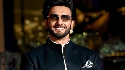 INDIA ENTERTAINMENT CINEMA BOLLYWOOD 4 1779720351564 1779720369526 30641849 8181 47c8 b1aa 7a15f4dcd