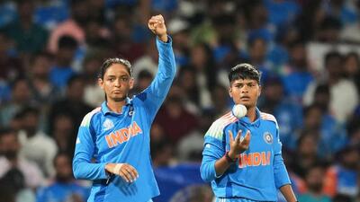 India s captain Harmanpreet Kaur L with Kranti G 1777655403115