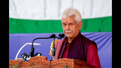 ‘युद्धक्षेत्र भौतिक सीमाओं से परे फैलता है’: जम्मू-कश्मीर एलजी ने पुलिस संचालन में एआई के एकीकरण का आह्वान किया
