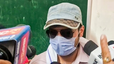कौन हैं समर्थ सिंह? आपराधिक बचाव में विशेषज्ञता वाला वकील, अब पत्नी त्विशा शर्मा की मौत के मामले में आरोपी है