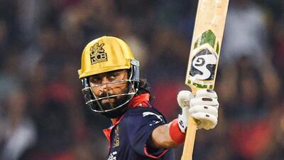 Royal Challengers Bengaluru s Krunal Pandya celebr 1778438141875