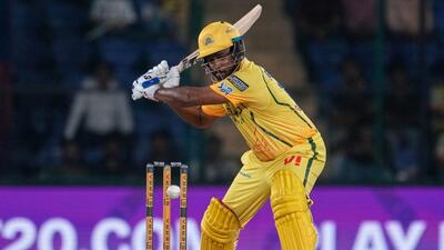 Sanju Samson plays a shot against Delhi Capitals 1778003925230