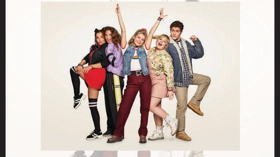 The Derry Girls and the wee British lad are ther 1777576415924