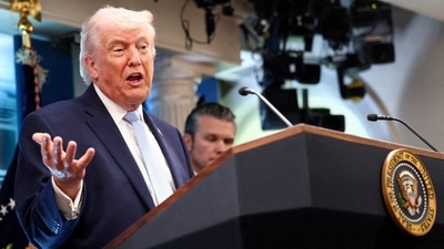 USA TRUMP UFOS 11 1778256889613 1778256954345