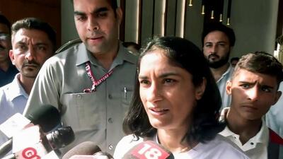 दिल्ली HC ने विनेश को ‘अयोग्य’ घोषित करने के फैसले पर WFI की खिंचाई की
