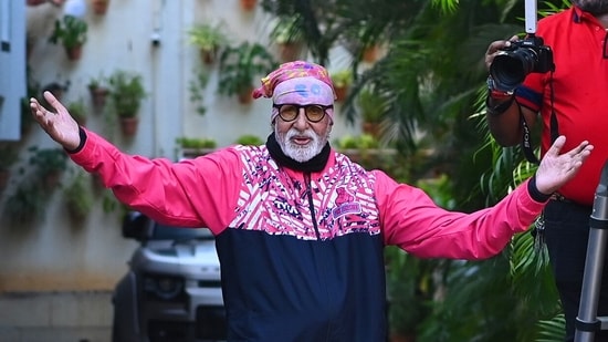 अमिताभ बच्चन का कहना है कि उन्हें अभी भी डर लग रहा है कि क्या प्रशंसक रविवार को उनसे मिलने आएंगे: ‘क्या वे मेरा स्वागत करेंगे या बू करेंगे?’