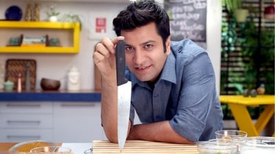 शेफ कुणाल कपूर के आहार रहस्य का खुलासा: यहां बताया गया है कि वह हर सुबह क्या पीते हैं और नाश्ते, दोपहर के भोजन, रात के खाने में क्या खाते हैं