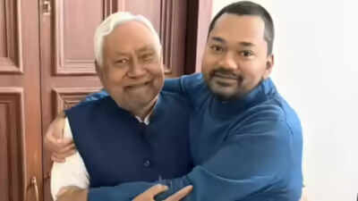 राजनीति में 8 हफ्ते पूरे, नीतीश कुमार के बेटे निशांत कुमार आज हो सकते हैं बिहार कैबिनेट में शामिल | पटना समाचार