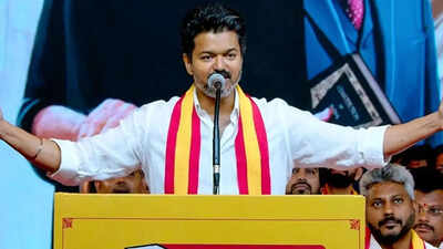 107 से 120 तक: अंदरूनी राजनीतिक उतार-चढ़ाव जिसने विजय को 5 दिनों के लिए तमिलनाडु के सीएम की कुर्सी से दूर रखा | भारत समाचार